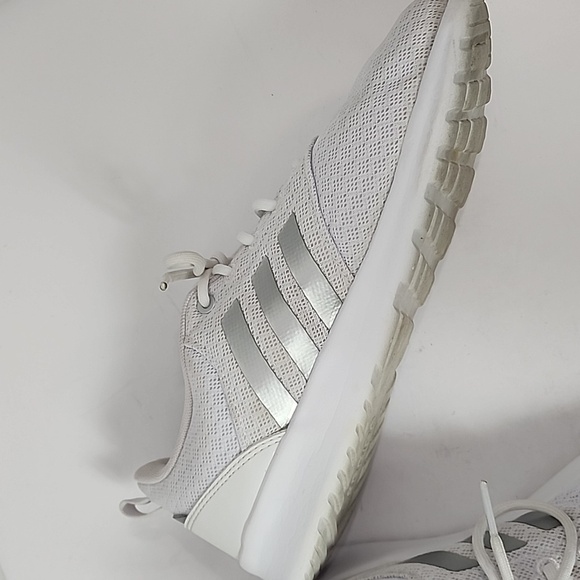 Adidas Women's White Classic Cloudfoam Lace Up Running Comfy Sneakers, sz 7.5 - Picture 9 of 13
